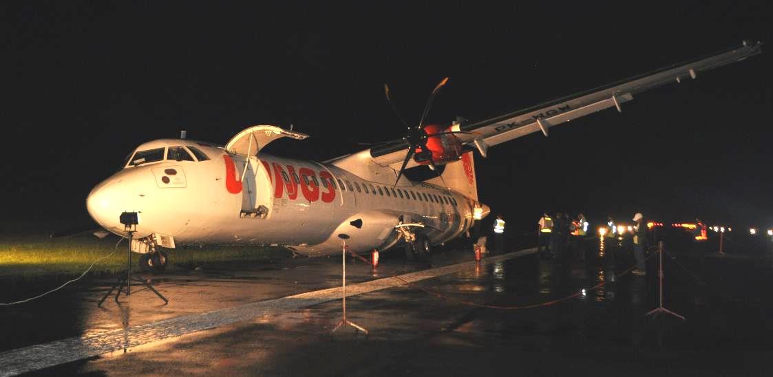 AT76 Semarang 2016 aicraft stopped