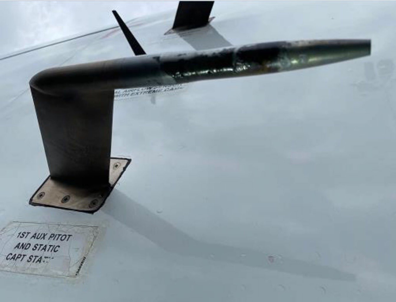 B734 W of Meekathara 2022 contaminated probe