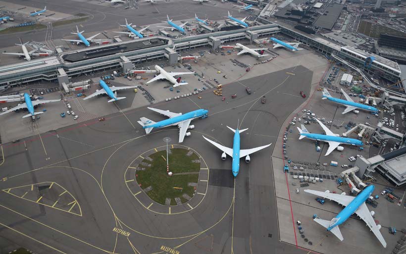 B789 B744 Amsterdam 2019 747 after collision