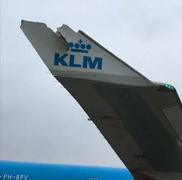 B789 B744 Amsterdam 2019 747 wingtip dmg