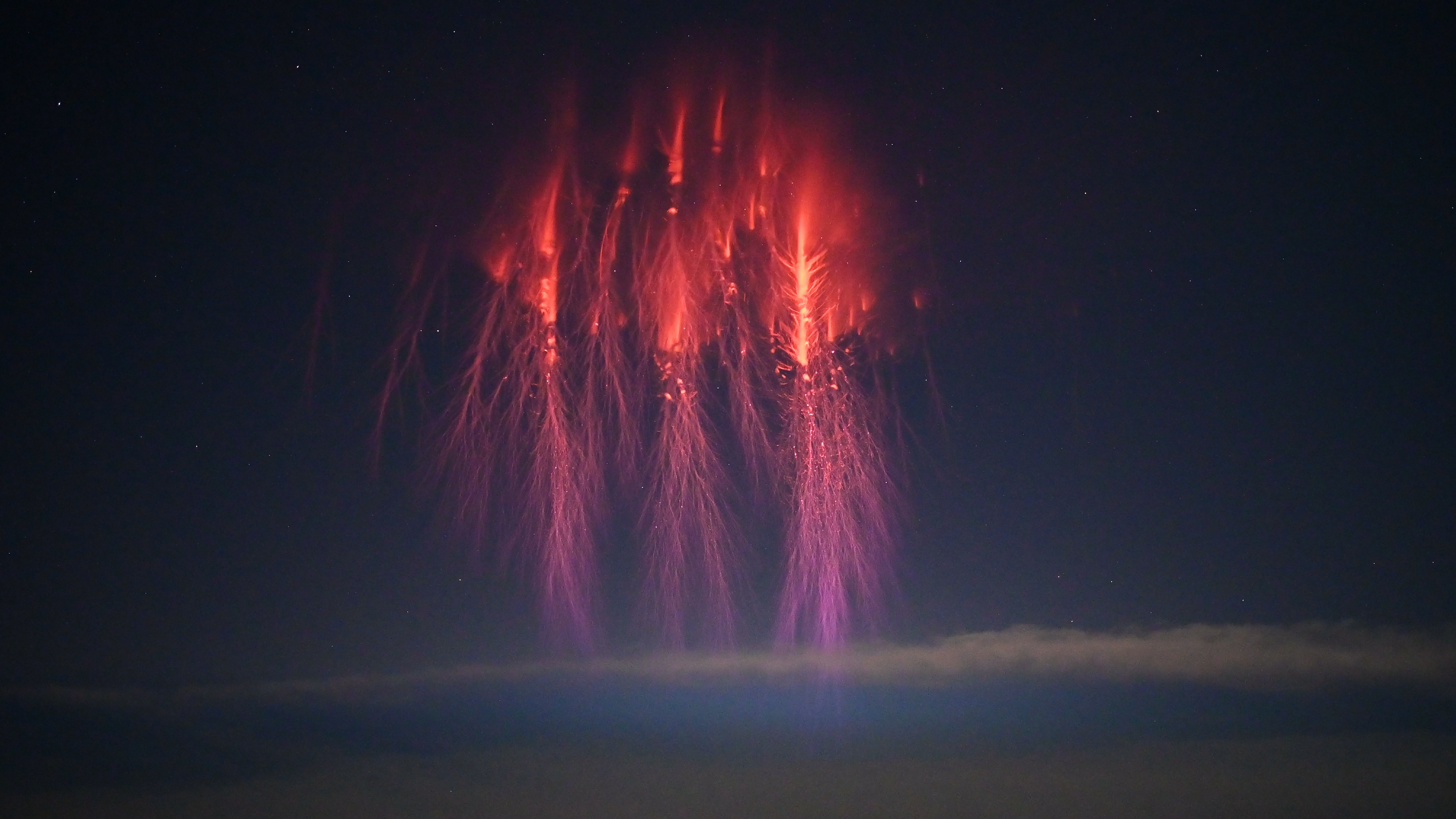 Red-Sprite-Davis-County-040623-Stephen-Hummel